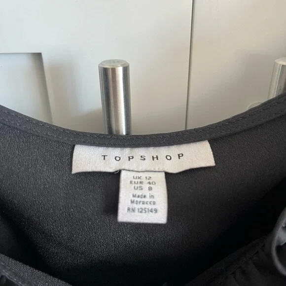 TopShop Ruffled Blouse - Picture 3 of 3